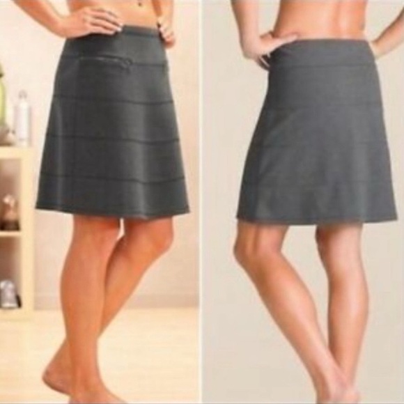 Athleta Gray A-Line Tiered Skirt Knee-Length - Picture 1 of 5